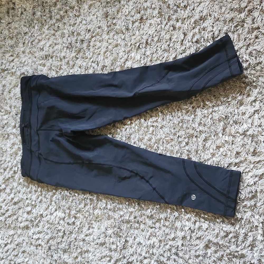 Lululemon crops